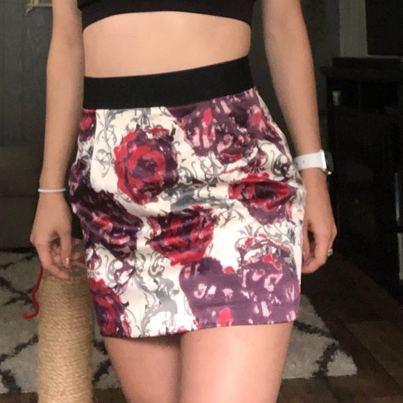 F21 skirt - Picture 2 of 4